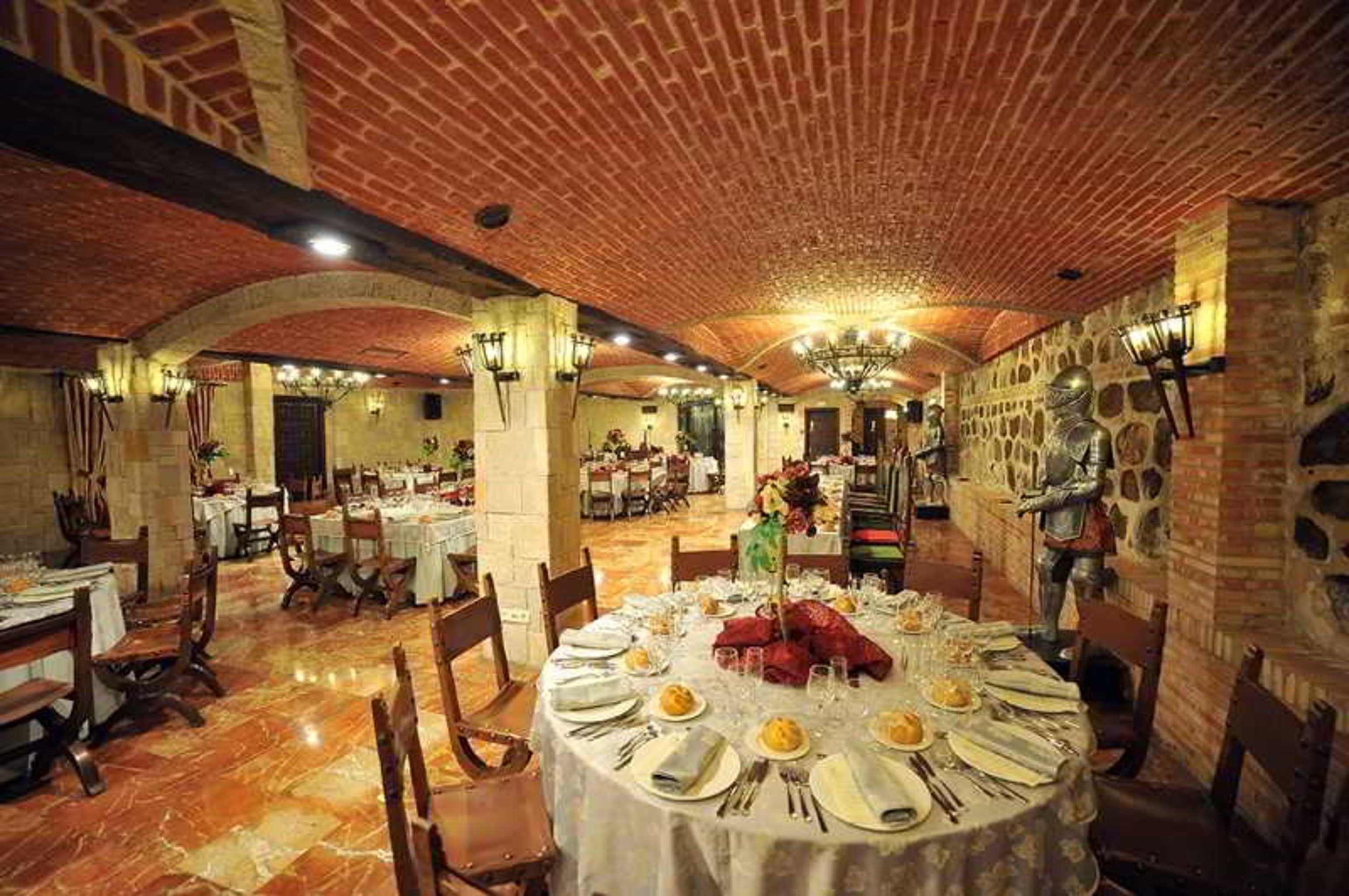 โรงแรมอัลฟอนโซที่ 6 โตเลโด ภายนอก รูปภาพ